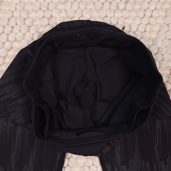 Lululemon Run Inspire Crop II Full-On Luxtreme Black Gray 6 - Picture 3 of 6